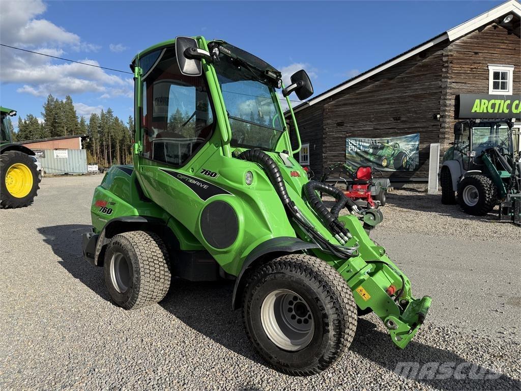 Avant 760i Skid steer mini nakladalci