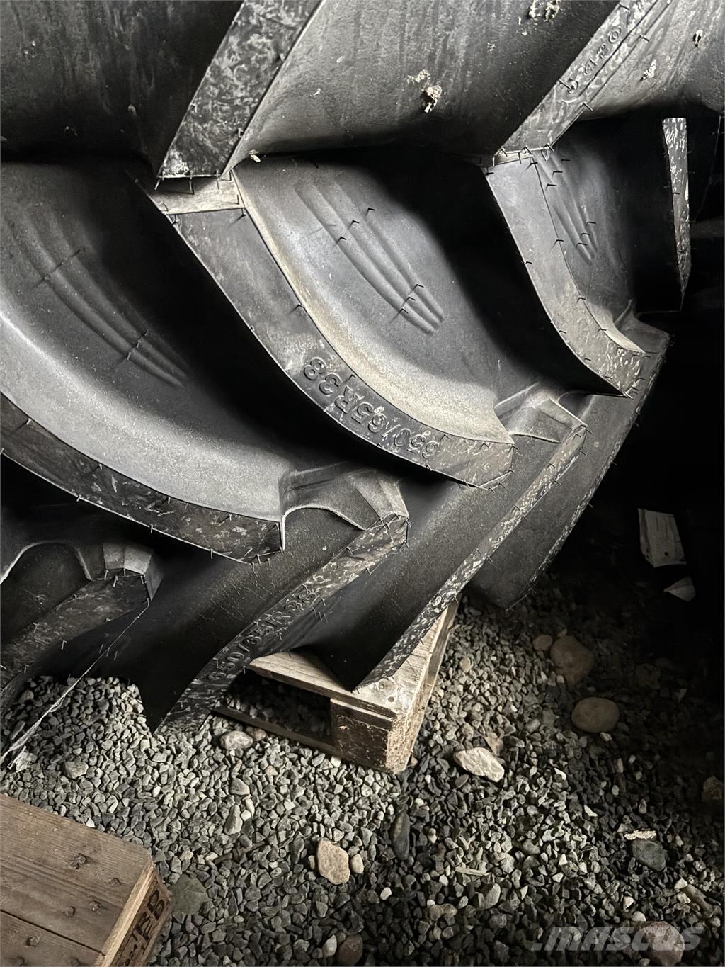 BKT Däck 650/65R38 1st Gume, kolesa in platišča