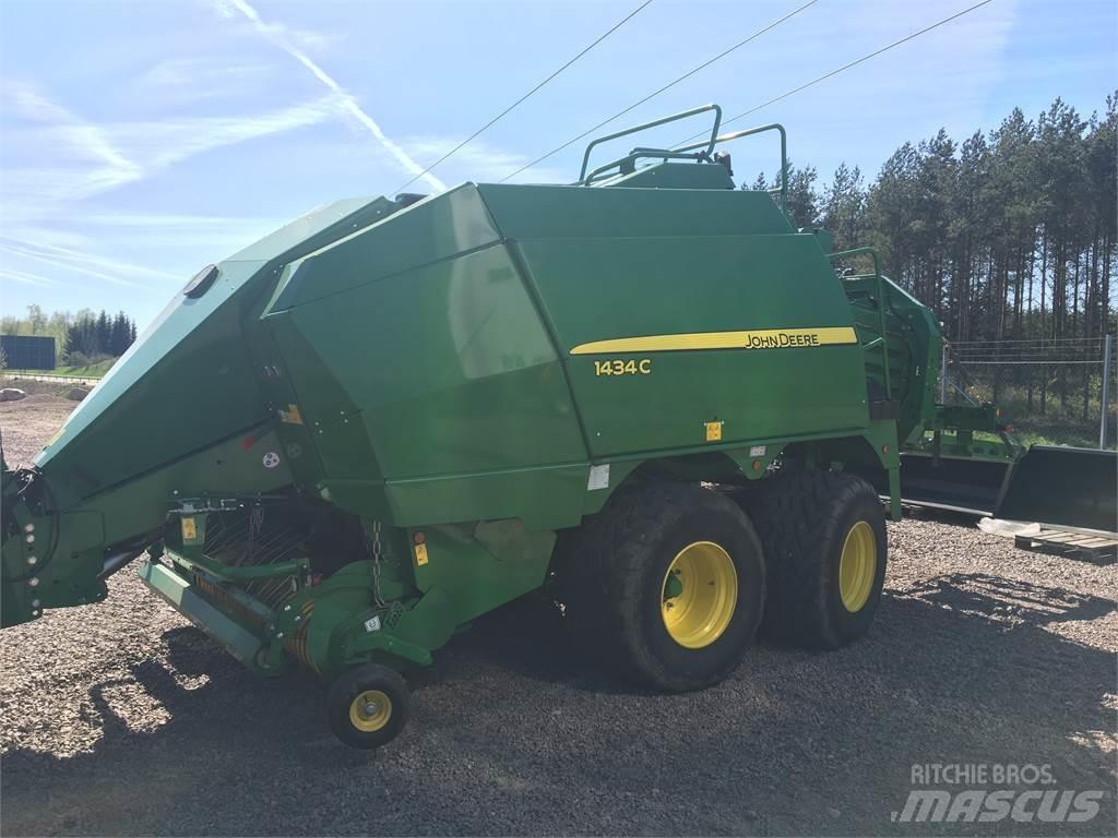 John Deere 1434 Balirke (okrogle bale)