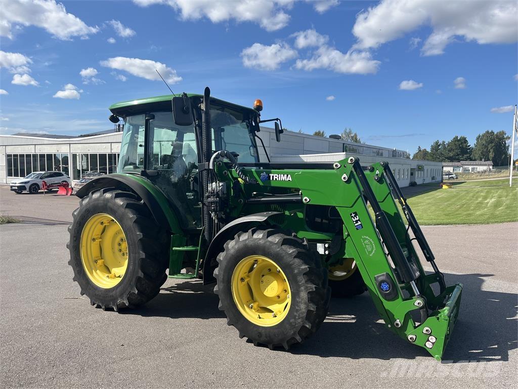 John Deere 5620 Traktorji