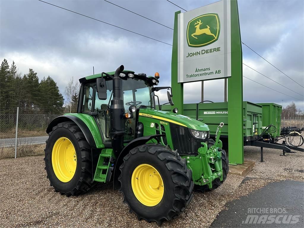 John Deere 6120M Traktorji