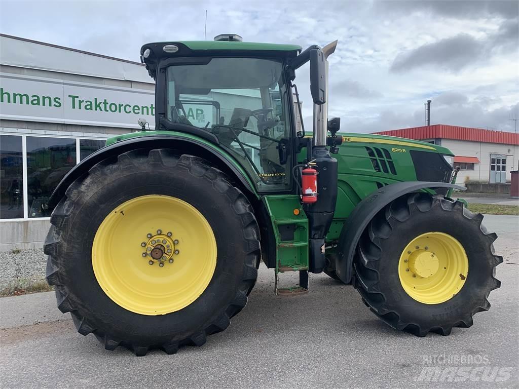 John Deere 6215R Traktorji