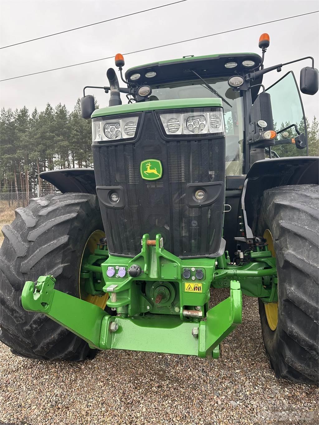 John Deere 7310R Traktorji