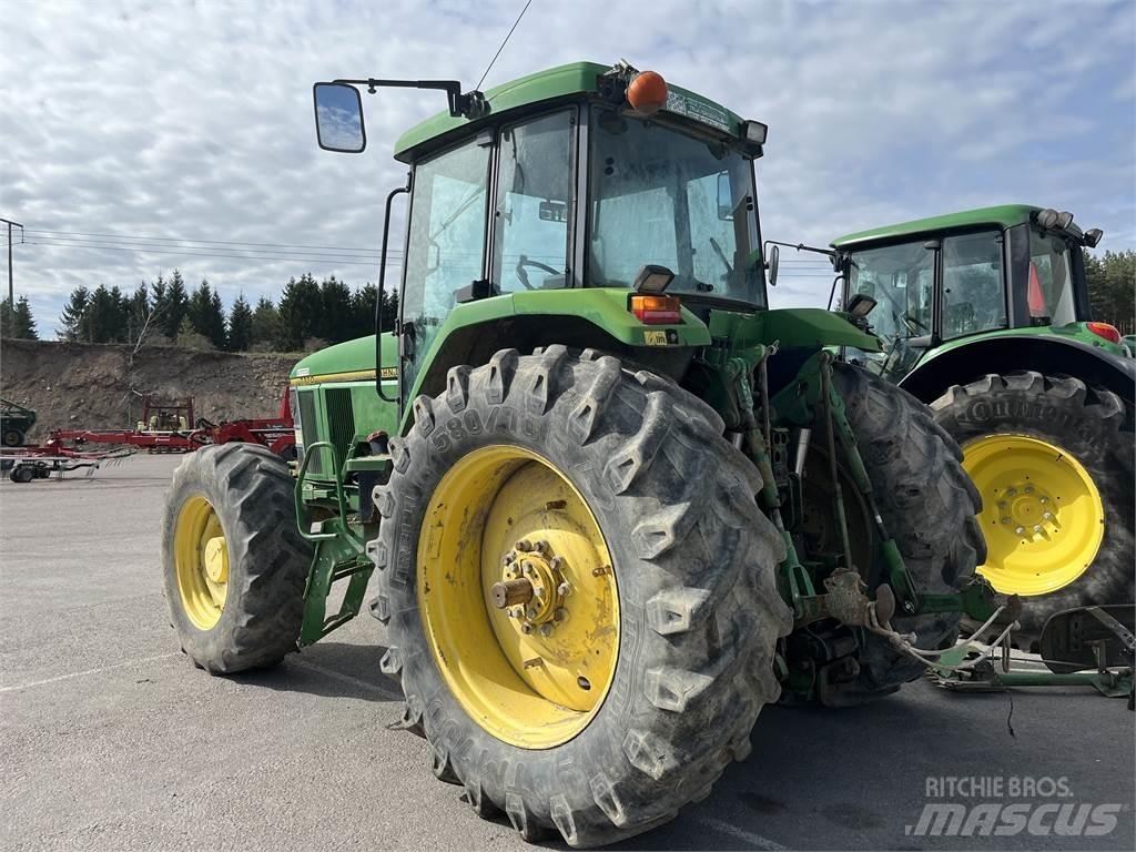 John Deere 7700 Traktorji