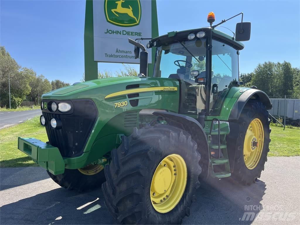 John Deere 7930 Traktorji