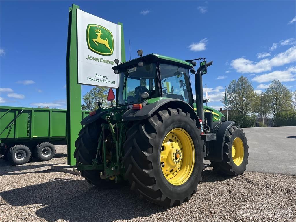 John Deere 7930 Traktorji
