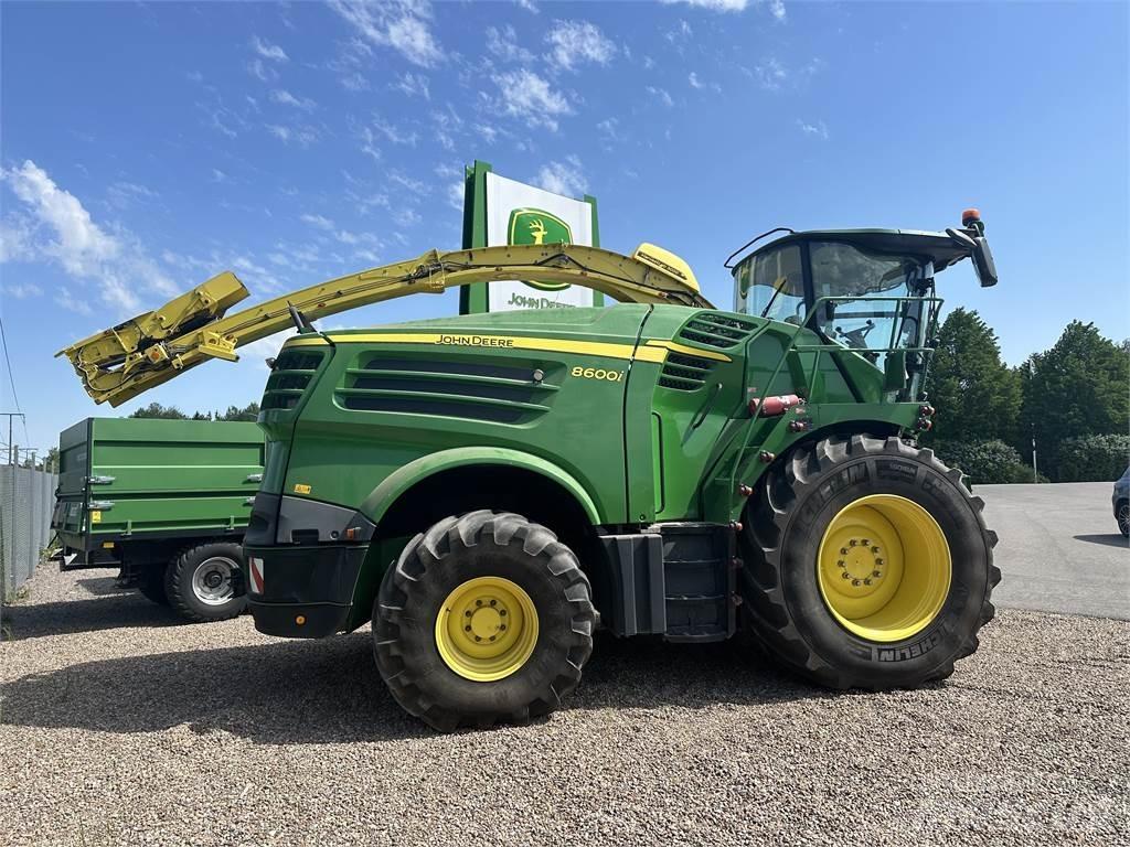 John Deere 8600 Stroji za krmo na lastni pogon