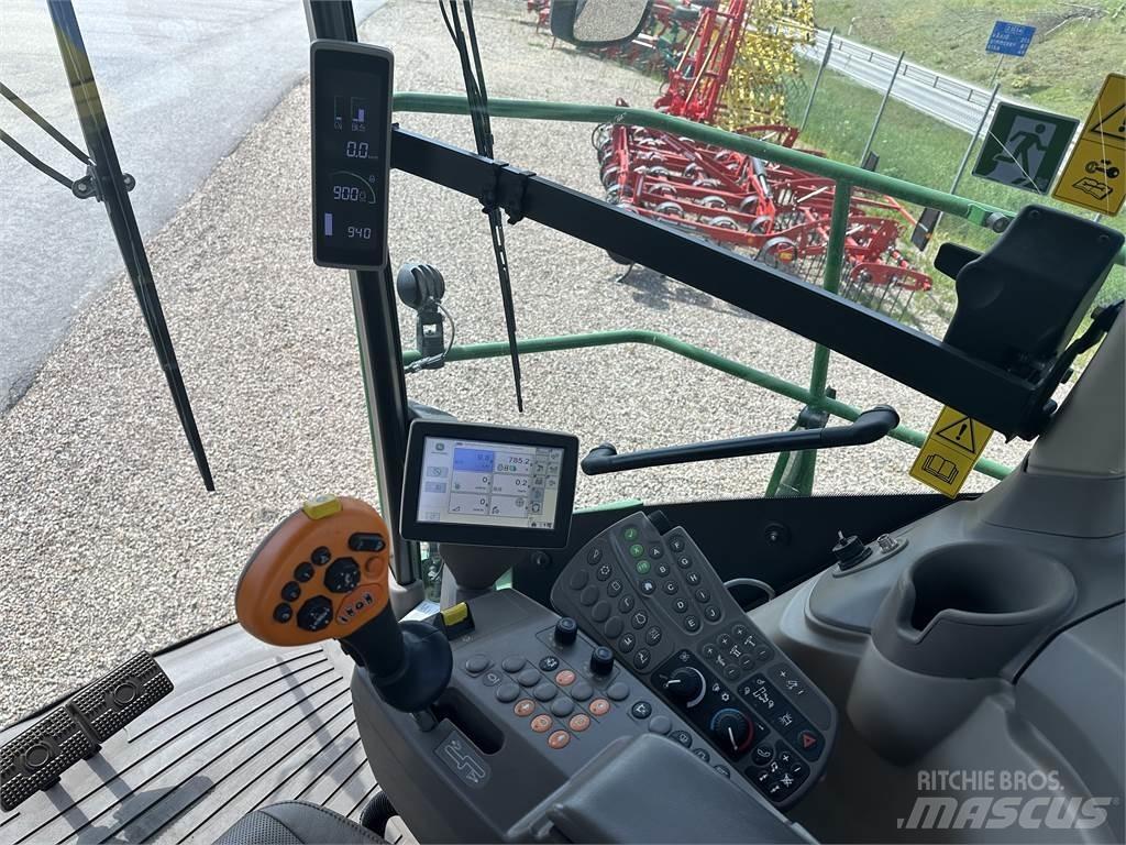 John Deere 8600 Stroji za krmo na lastni pogon