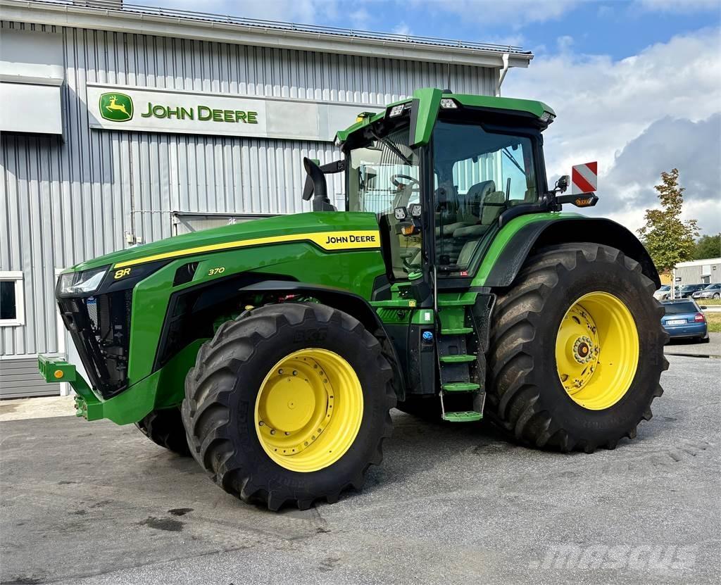 John Deere 8R 370 Traktorji