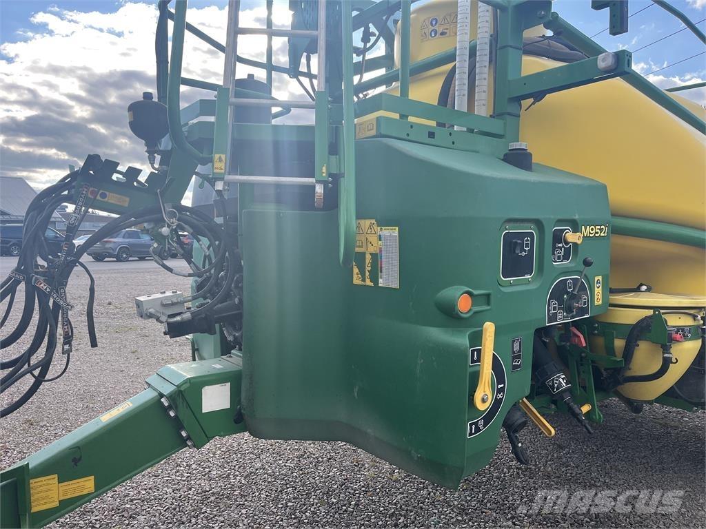 John Deere M952 Vlečne škropilnice