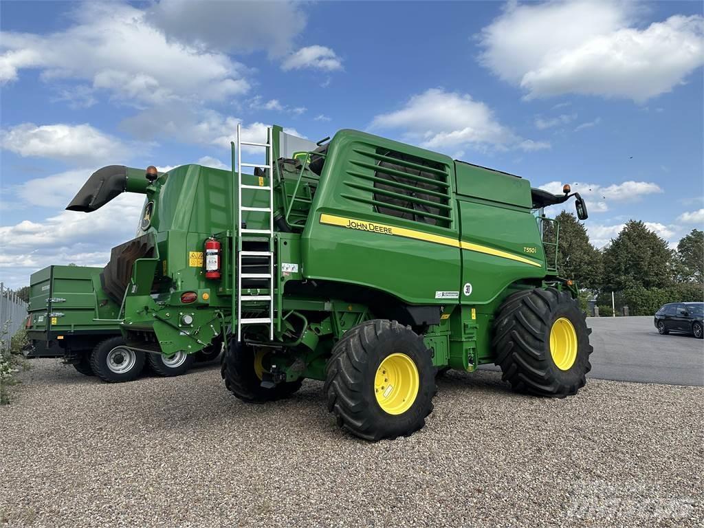 John Deere T550 Kombajni