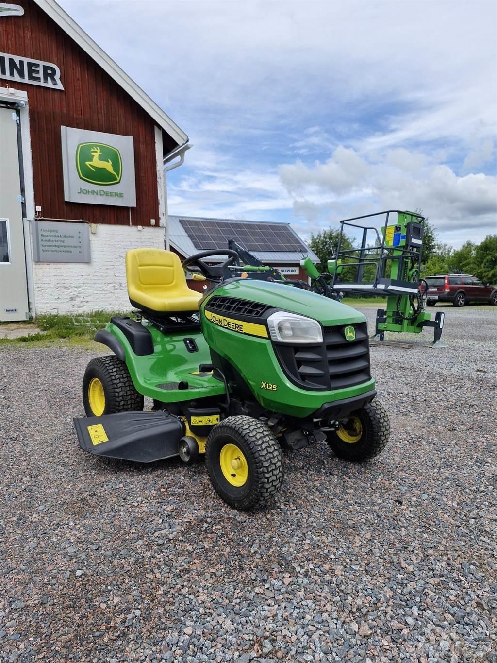 John Deere X125 Vrtni traktor kosilnice