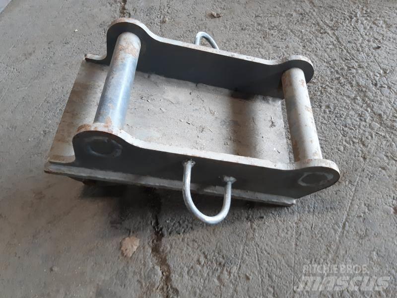  KOMBI GRIND S40 Bagri goseničarji