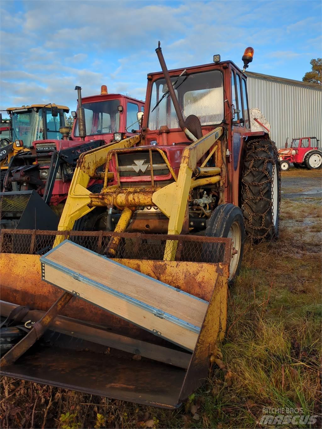 Massey Ferguson 135 Traktorji