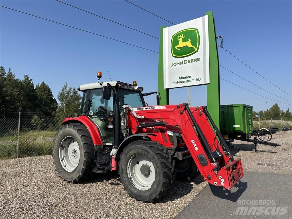 Massey Ferguson 5712 Traktorji