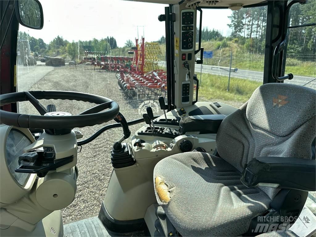 Massey Ferguson 5712 Traktorji