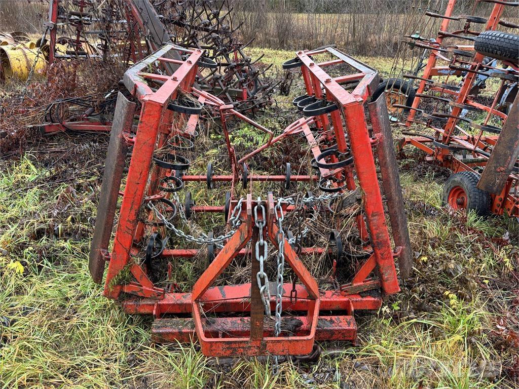  S-pinneharv 4 meter Ostali priključki in naprave za pripravo tal