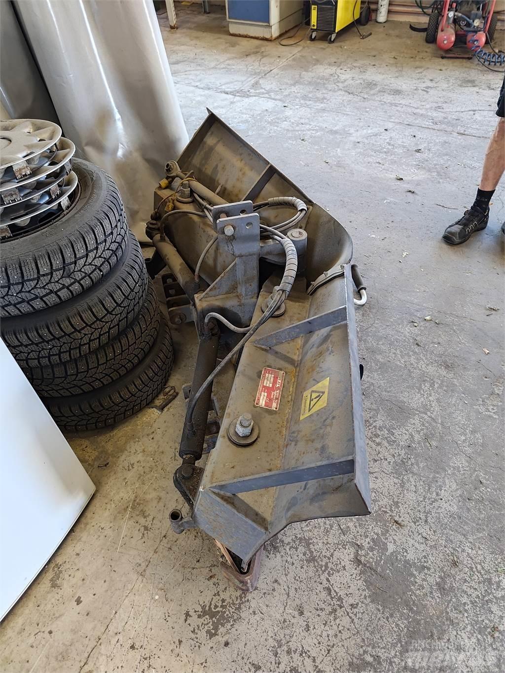 Siringe 170 VIKPLOG 3-P Snežne deske in plugi