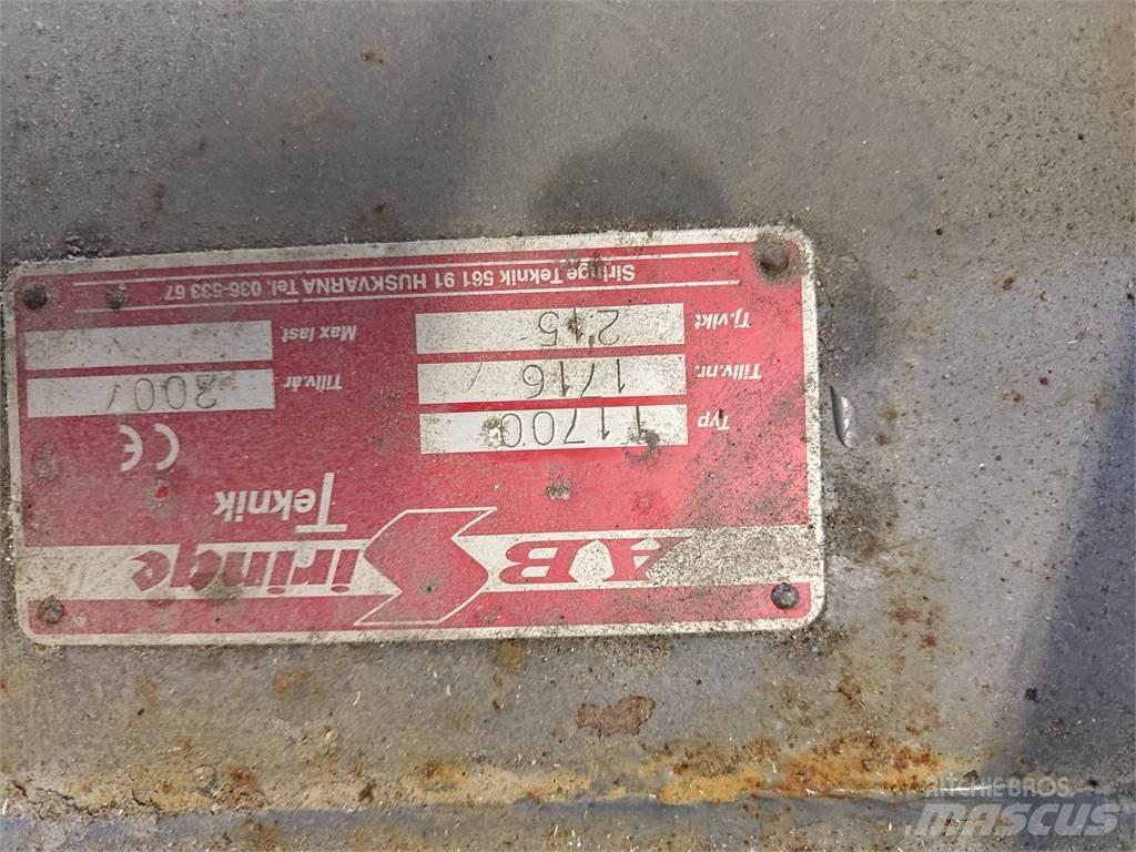 Siringe 170 VIKPLOG 3-P Snežne deske in plugi
