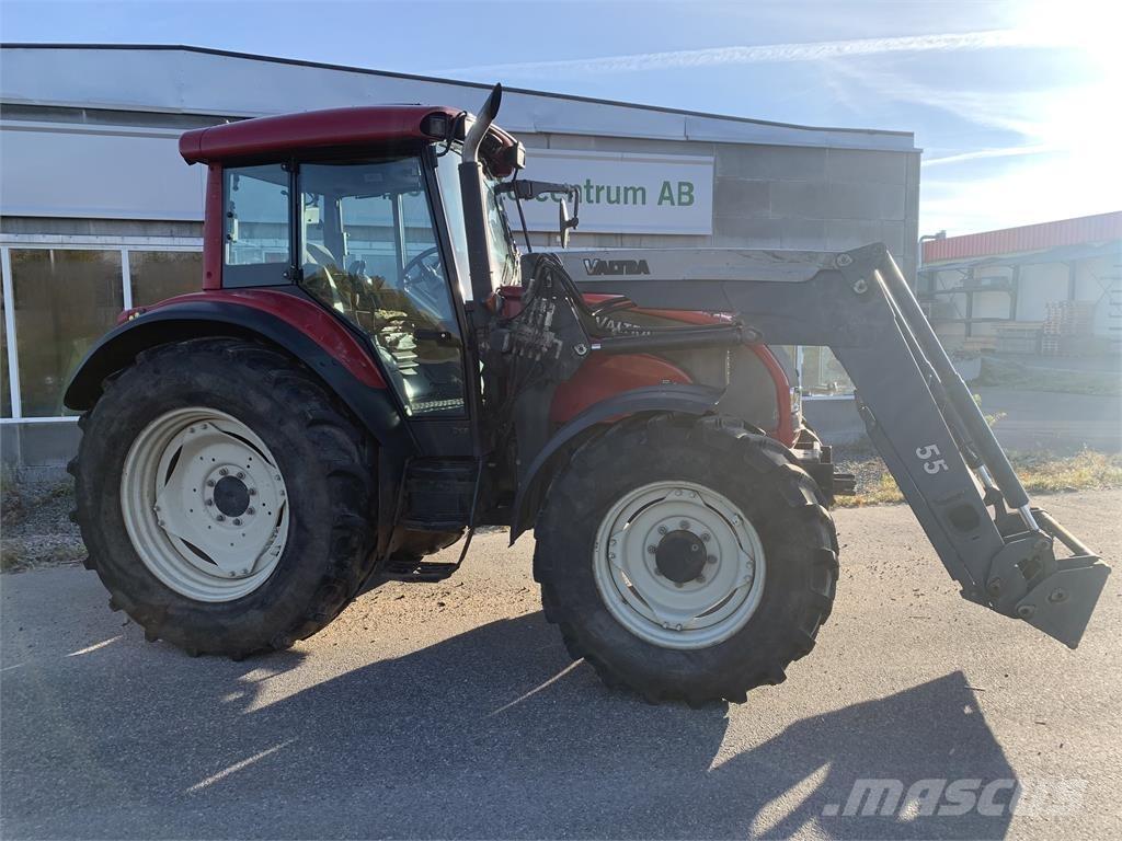Valtra C130 Traktorji