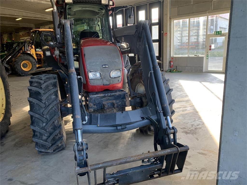 Valtra C130 Traktorji