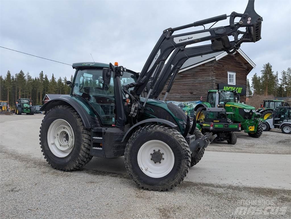 Valtra N154E Twintrac Traktorji