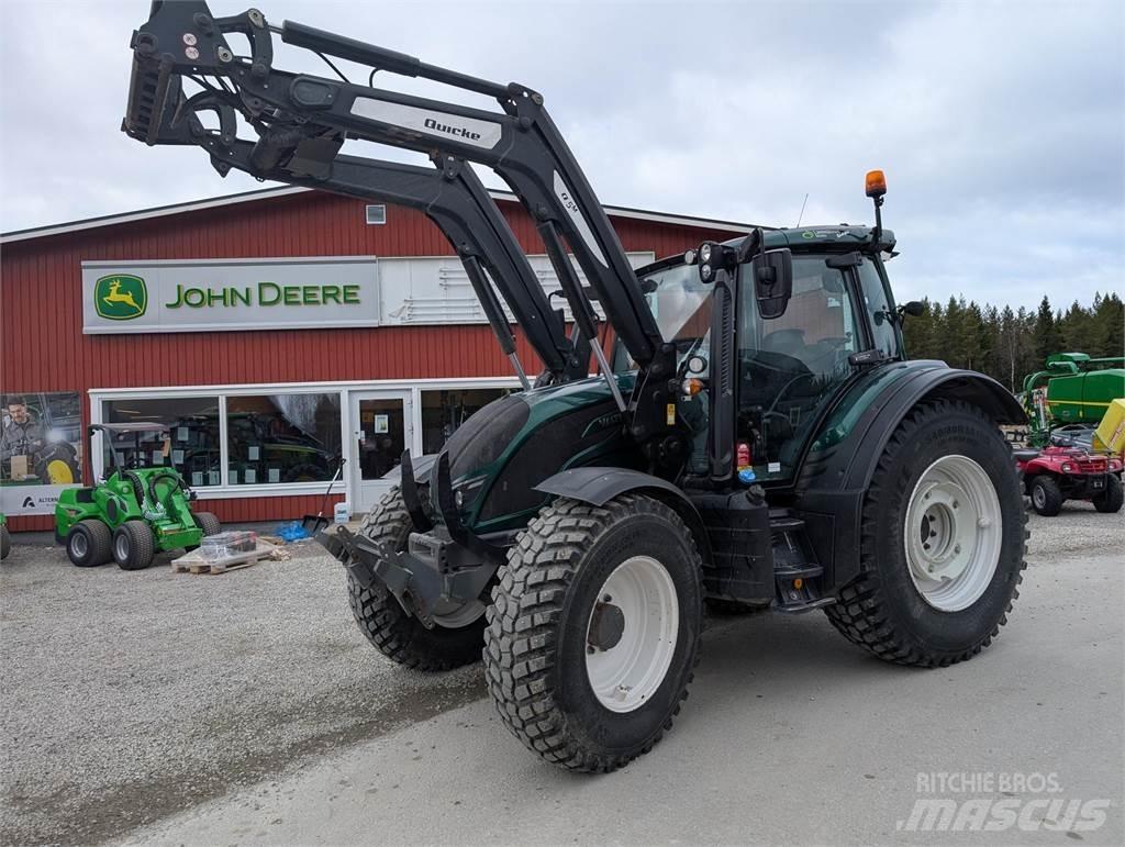 Valtra N154E Twintrac Traktorji