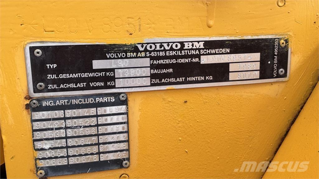 Volvo L90 LASTMASKIN Kolesni nakladalci