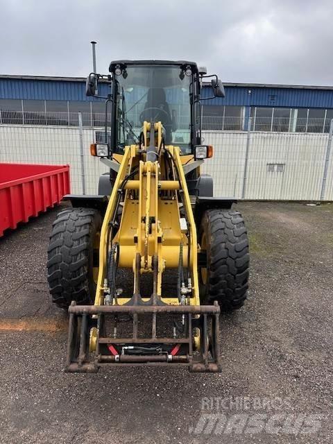 Yanmar V100 HJULLASTARE Kolesni nakladalci