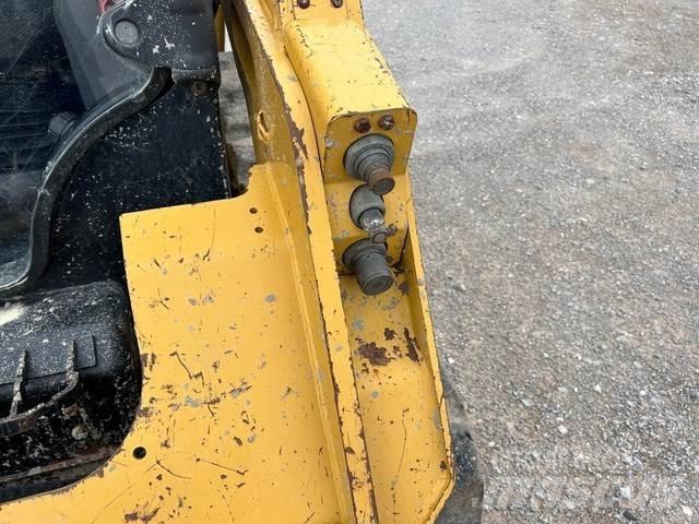CAT 259D Skid steer mini nakladalci