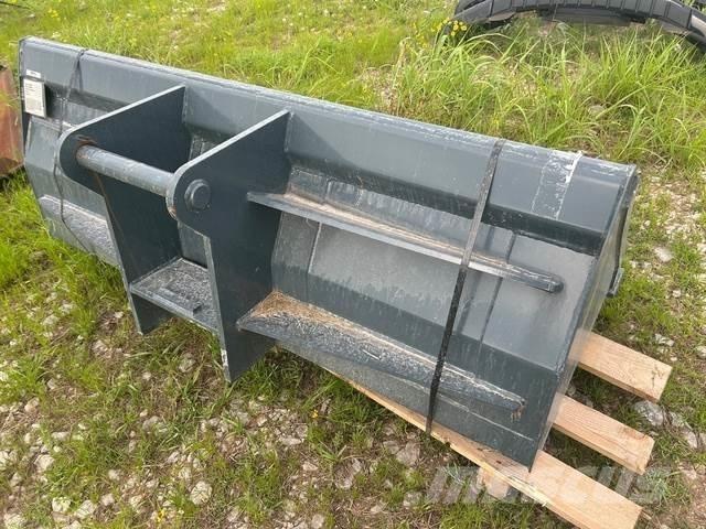 Gehl 72 Bucket Teleskopski viličarji
