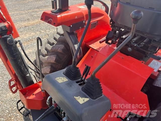 Kubota L47 Rovokopači