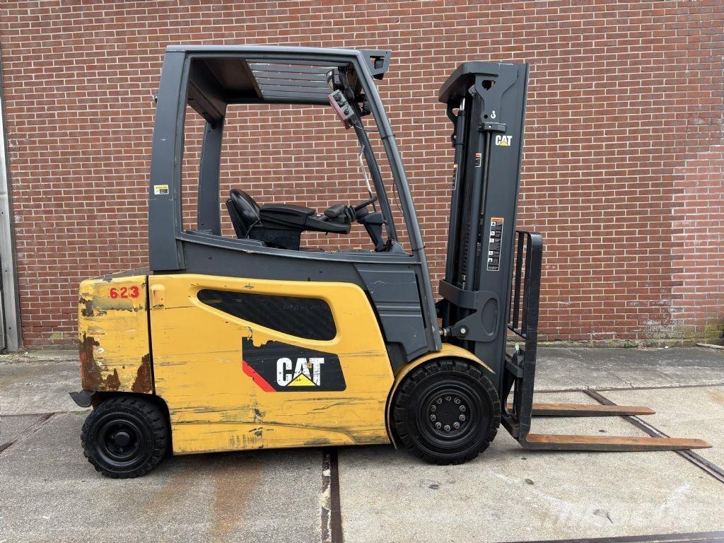 CAT 2EP5000 Električni viličarji