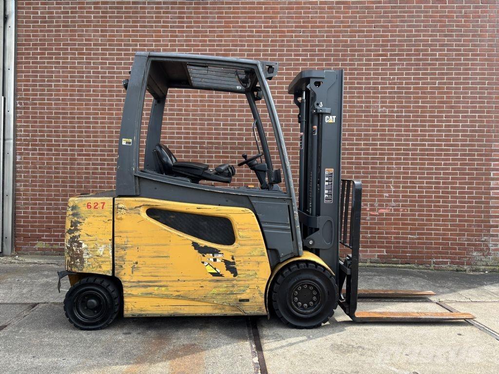 CAT 2EP5000 Električni viličarji