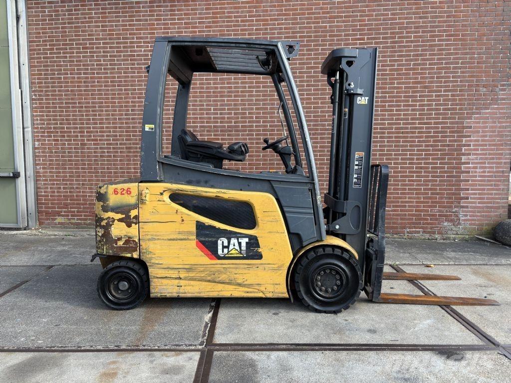 CAT 2EPC5000 Električni viličarji