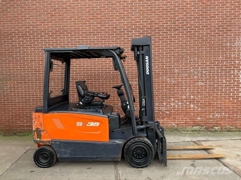 Doosan B35X-7 Električni viličarji