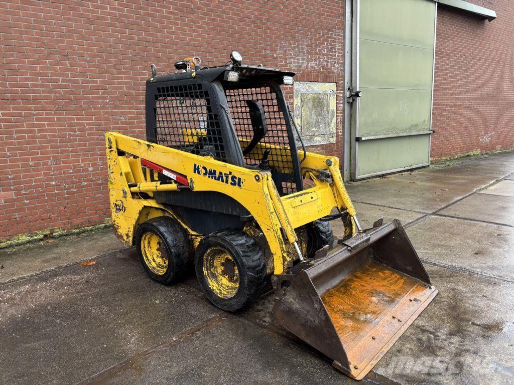 Komatsu SK510 Skid steer mini nakladalci