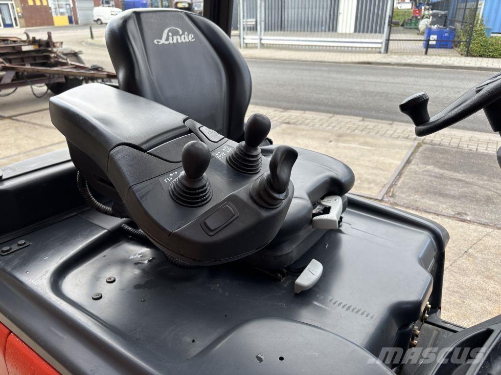 Linde E18PH-02 Električni viličarji