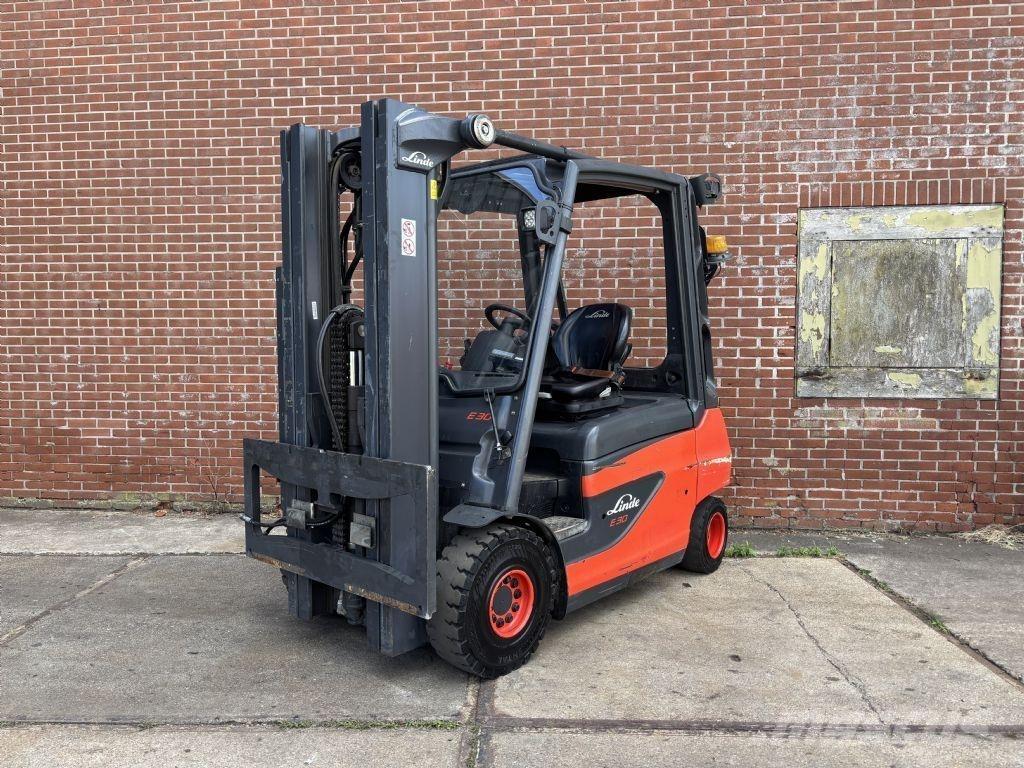 Linde E30-01 Električni viličarji