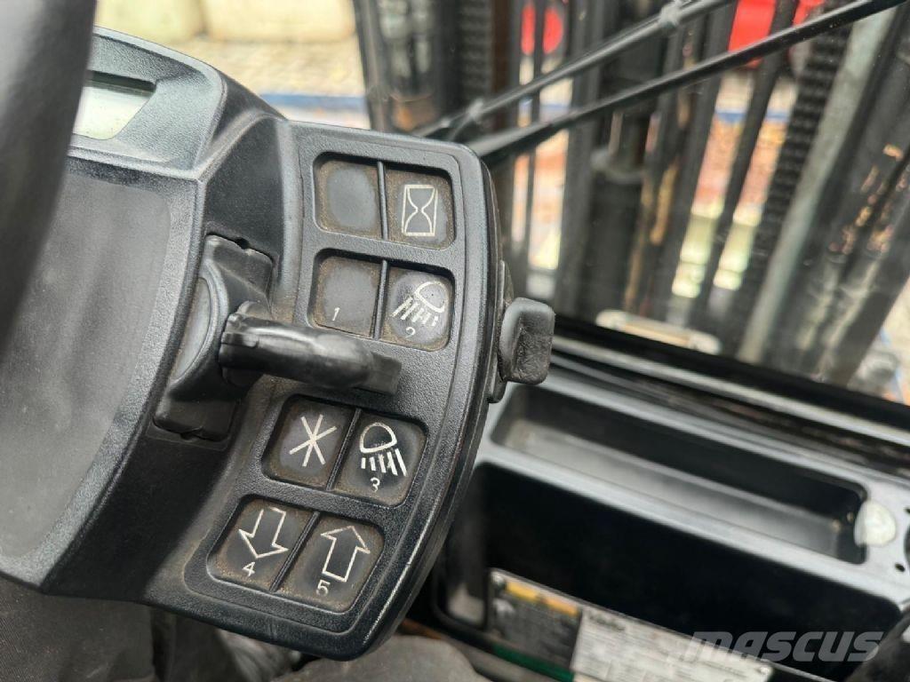 Yale GLP30VX Plinski viličarji