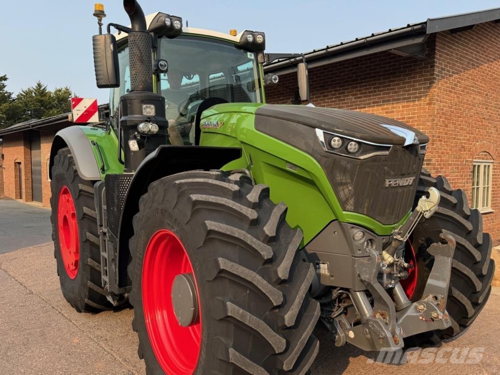 Fendt 1050 Traktorji