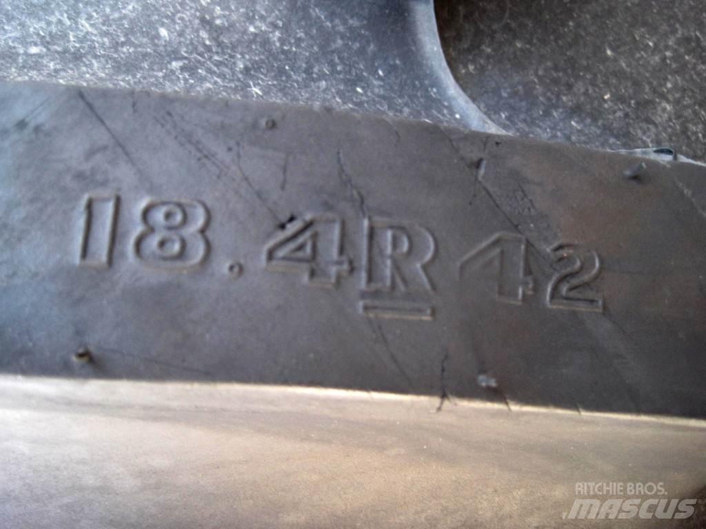 Goodyear  Druga oprema za traktorje