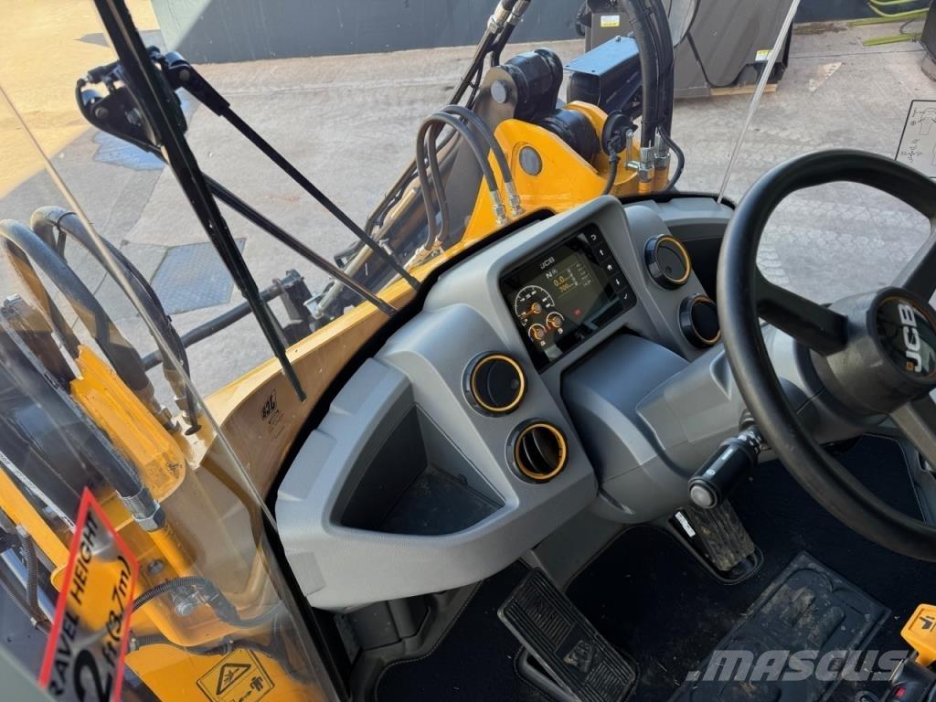 JCB 419S Traktorji