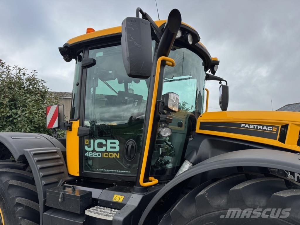JCB 4220 iCON Traktorji
