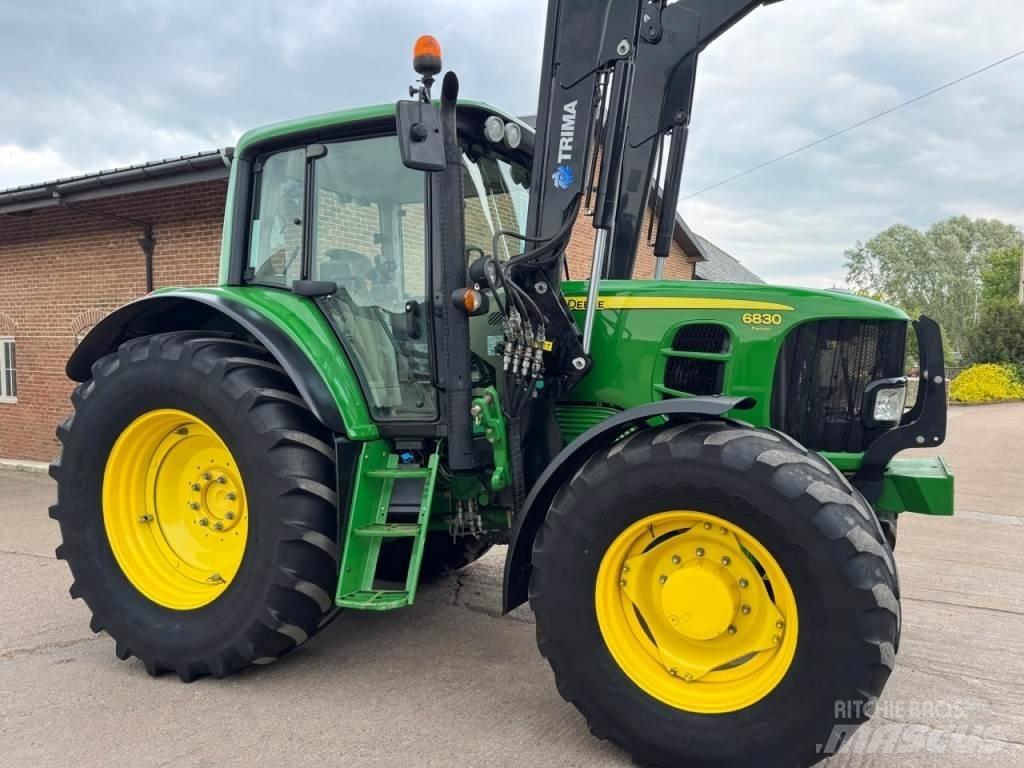 John Deere 6830 Traktorji