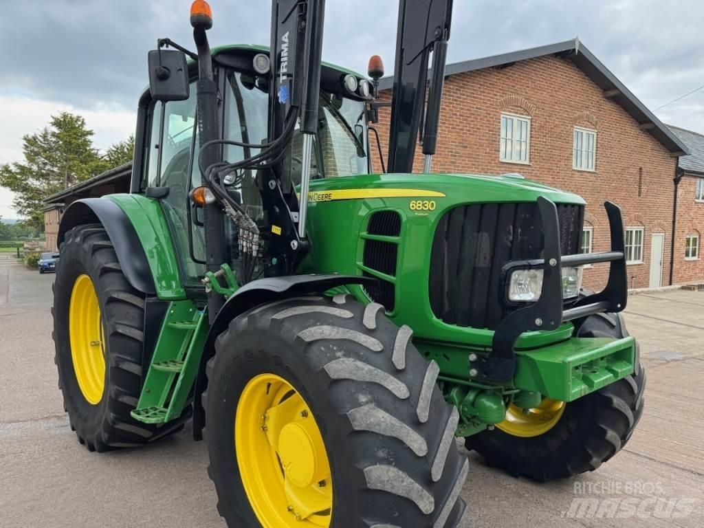 John Deere 6830 Traktorji