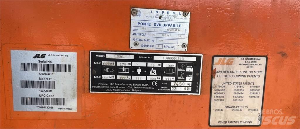 JLG  Zglobne dvižne ploščadi