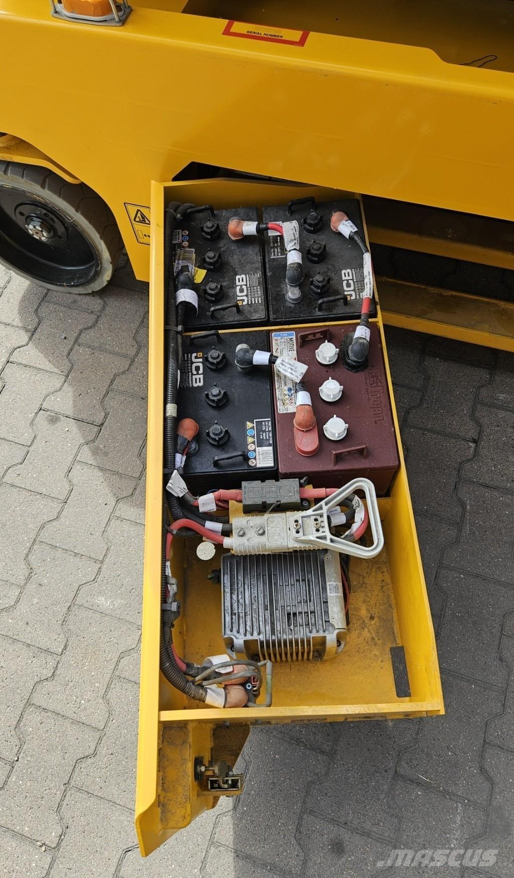JCB S2646E Škarjaste dvižne ploščadi