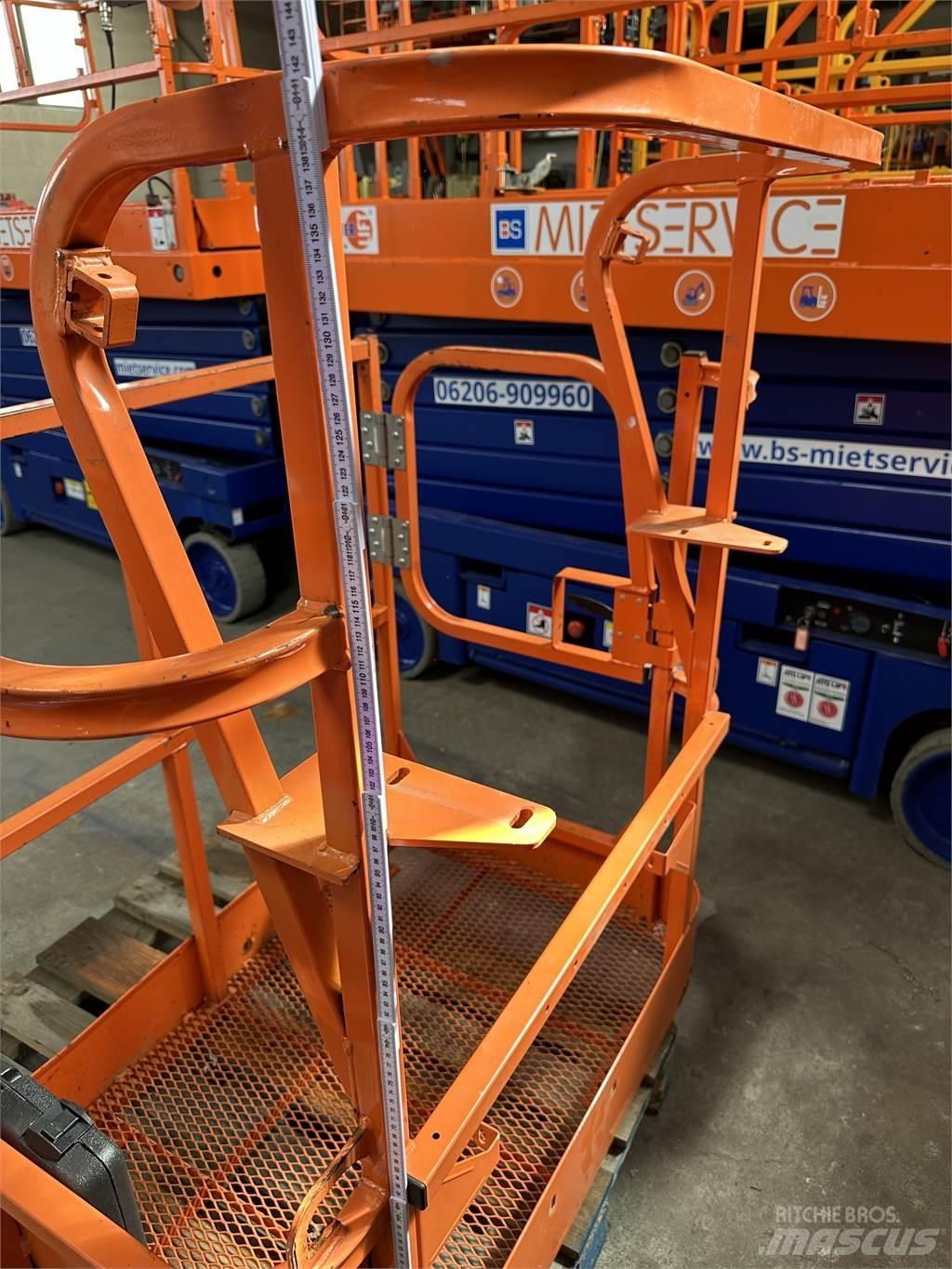 JLG 1001186387s Drugo