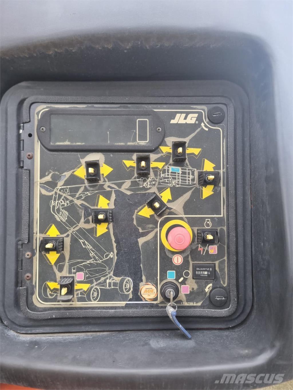 JLG 1250 AJP Zglobne dvižne ploščadi